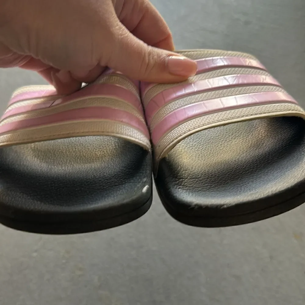 Adidas girl flats